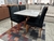 Mesa Sochi madeira maciça 4 cadeiras 1,20x80 cadeiras preta - Ana Clara Moveis