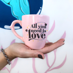 Taza Bombé - "All you need is love" - The Beatles - comprar online
