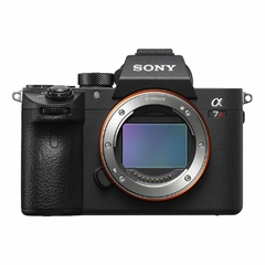 Câmera Sony A7R III (ILCE-7RM3) Corpo