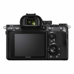Câmera Sony A7 III (ILCE-7M3) Kit 28-70mm F/3.5-5.6 OSS na internet