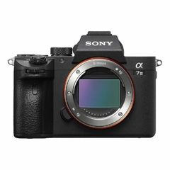 Câmera Sony A7 III (ILCE-7M3) Kit 28-70mm F/3.5-5.6 OSS - Loja de Equipamentos Fotográficos | Elis Portela