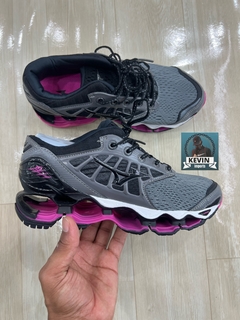 Mizuno prophecy 9 cinza/rosa na internet