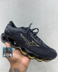 Mizuno pro 12 preto dourado