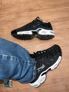 NIKE TN PLUS 1