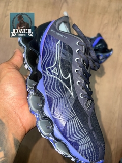 Mizuno prophecy x Roxo camuflado na internet