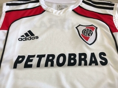 Imagen de Musculosa Retro de River Plate