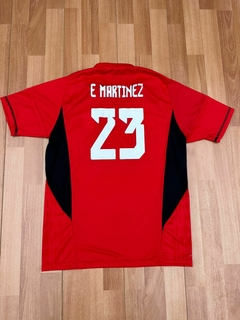 Camiseta Roja de Dibu Martinez - comprar online