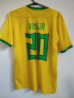 Camiseta de Brasil S/M (Vini Jr) - comprar online