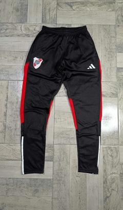 Pantalon de River Plate 2024