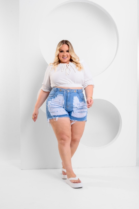 Short Plus Size Feminina Com Barra Virada e Com Cinto