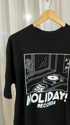 Remera Holiday en internet