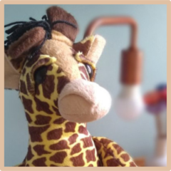 Girafa de pelúcia - comprar online