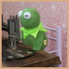 Sapo Kermit de pelúcia - Studio Teka