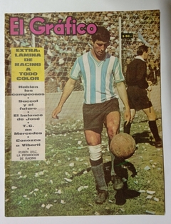 El grafico - N°2459 - 22-11-66 - C/lamina de Racing Campeon