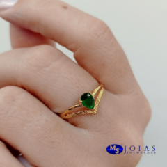 ANEL GOTA NA COR ESMERALDA FOLHEADO A OURO 18K