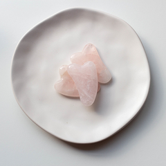 Gua Sha para massagem facial - Quartzo Rosa na internet