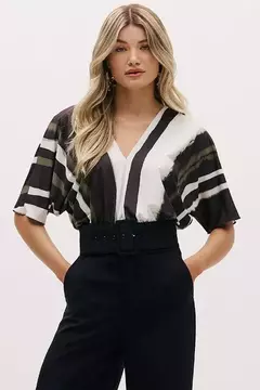 Blusa Ampla Com Cós Blusa Ampla Com Cós