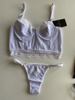 Conjunto Mariela na internet