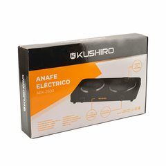 Caja del anafe eléctrico KUSHIRO con dos hornallas y especificaciones del producto.