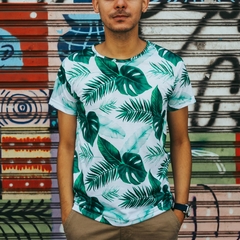 Camiseta Estampada Costela de Adão na internet