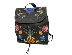 Mochila Farm Bossa Nova Fruta Bordada - 78314681 - Sisters