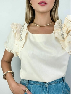 Blusa com Pedraria