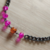 Colar choker grafite com cristais rosa e âmbar - loja online