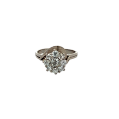 950 platinum rosette ring with diamonds