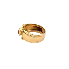 Beautiful Modern Ring 18k Gold and Ruby on internet