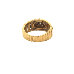 18 Kt Gold and Diamond Ring on internet