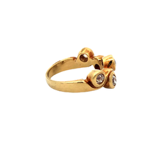 Distinguished 18 kt gold ring with diamonds - Joyería Alvear