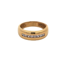Image of Medium endless ring 18 kt gold and white sapphires
