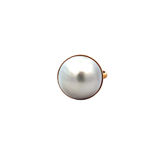 Unique 18 Karat Gold Ring with Central Natural Pearl