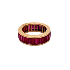 Distinguished 18 kt gold ring and 32 natural rubies - buy online