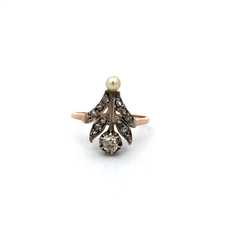 French Art Nouveau ring with natural pearl and 1 ct diamonds