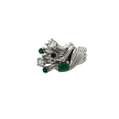 Important ring 7.4 grams platinum 950 Colombian natural emeralds and brilliants