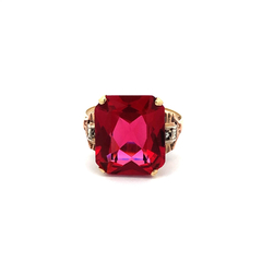 Ruby and diamond 18 kt gold ring