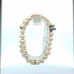 Pulsera brazalete perlas naturales platino esmeraldas y brillantes - Joyería Alvear