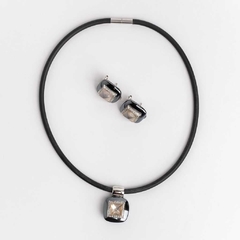 Modern 18 kt gold and diamond choker necklace - online store