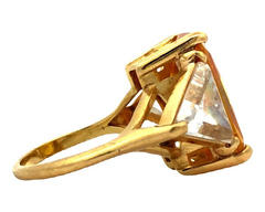 18 Kt Gold and Topaz Ring - Joyería Alvear