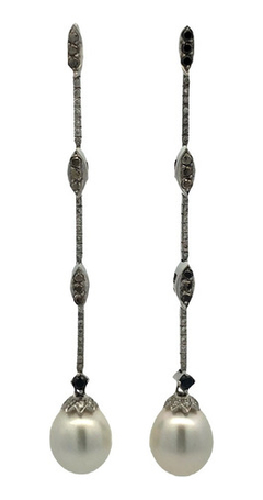 18 kt white gold pendant earrings with diamonds and natural pearls