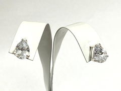 FINE SOLITARY EARRINGS IN SILVER 925 AND WHITE SAPPHIRES. - Joyería Alvear