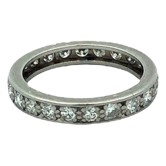 Valuable 950 platinum endless ring and diamonds on internet