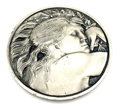 Image of Gran Escultura Medallón Plata Firmada Emilio Greco Alvear.ar