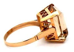 18 Kt Gold and Topaz Ring - buy online