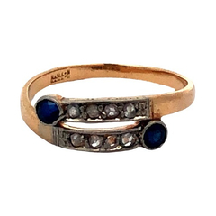 18 kt gold ring - blue sapphires and diamonds