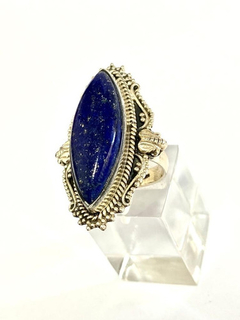 Large 925 silver and lapis lazuli ring