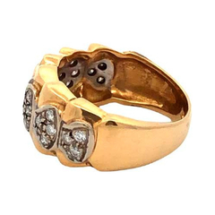 Large modern 18 kt gold ring with paved diamonds Alvear Jewelry on internet