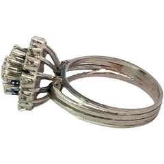 Beautiful 950 platinum rosette ring with diamonds on internet