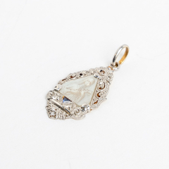 Pendant Medal Pendant Gold 18 Kt Platinum, Mother of Pearl and Diamond - buy online